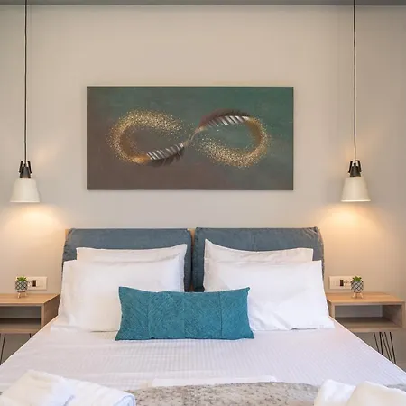 アパート Eleni's House カラヴォミロス