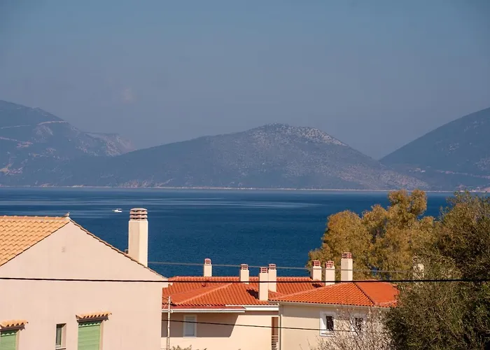 Daire Eleni's House Karavomylos